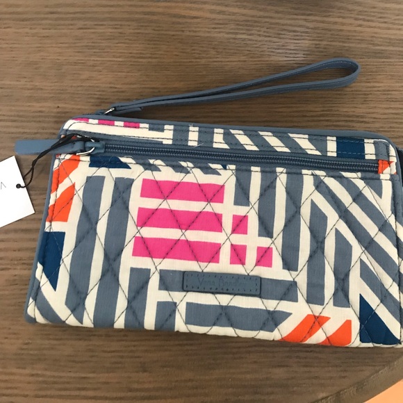 LAST 1🔥Vera Bradley RFID Front Zip Wristlet Geo - Picture 3 of 7